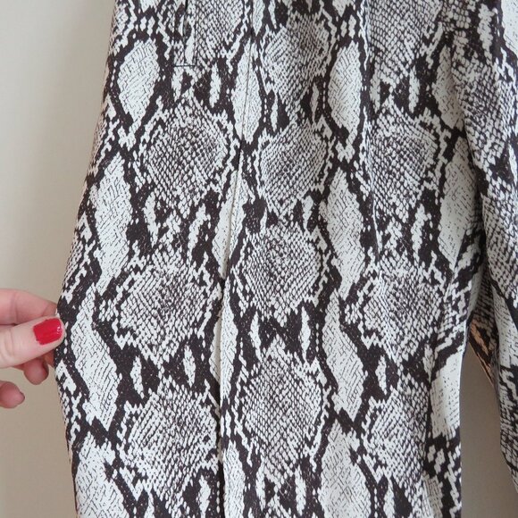 A.L.C. Elijah Python Snake Print Relaxed Fit Pull On Pants - Size 0 - Picture 8 of 14